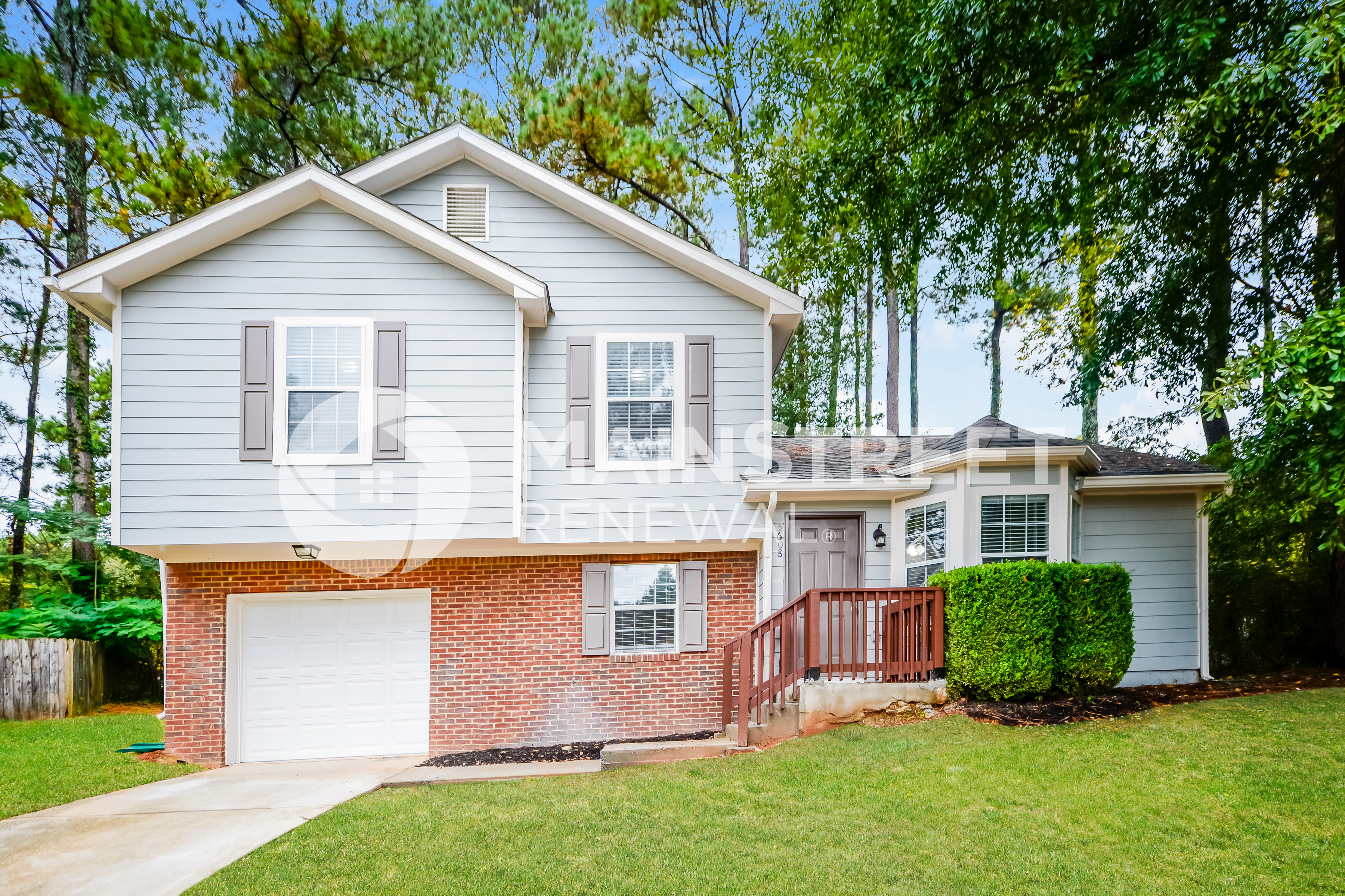 5608 RUBY RUN STONE MOUNTAIN, GA 30088